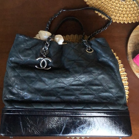 ❤️CHANEL❤️-On Hold - Picture 3 of 15